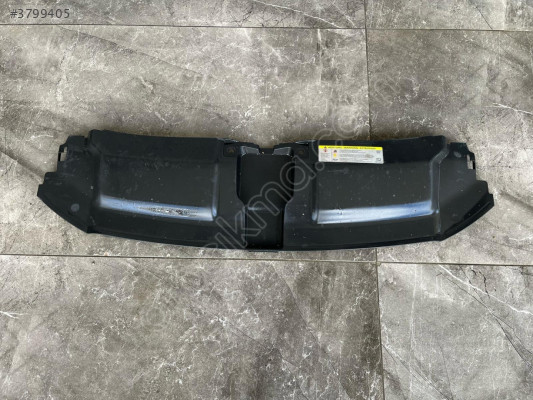 AUDI A7 ÖN PANEL ÜST KAPLAMA HATASIZ ÇIKMA EGE OTOMOTİV