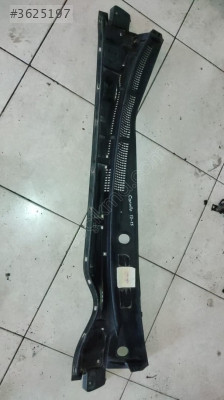55708-02590 Toyota Corolla Ön Cam Izgarası (14-19) (Çıkma)