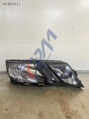 SKODA OCTAVİA SAĞ ÖN FAR