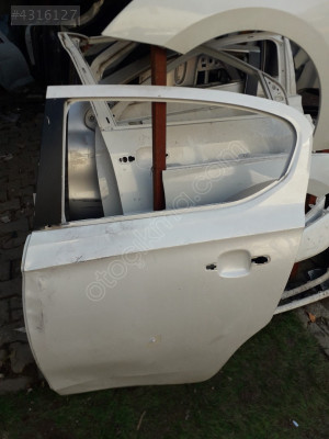 OPEL CORSA SOL ARKA KAPI