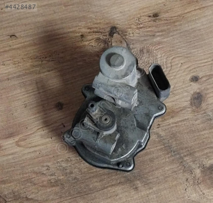 059129086K orj vw grubu audi a4 gaz kelebeği