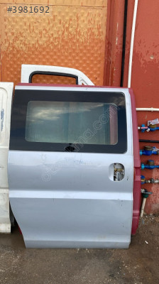 HYUNDAİ STAREX SAĞ SÜRGÜLÜ KAPI