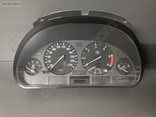 BMW E39 5.25 KİLOMETRE SAATİ