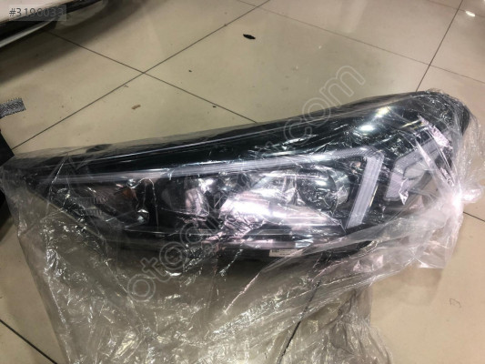 HYUNDAİ TUCSON N-LİNE SOL FAR