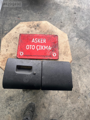 Opel Vectra A sigorta kutusu kapağı