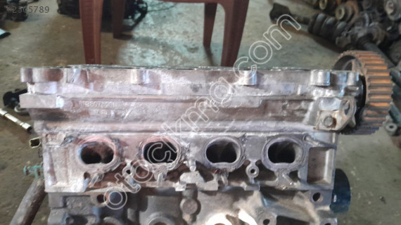Pejo 307,206,Citroën c4,Citroën xsara 1.6 16v silindir kapak