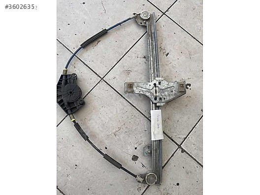 PEUGEOT 307 ÖN CAM KRİKOSU
