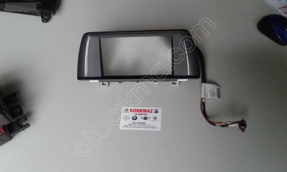 BMW 318 320 325 330 335 3 KASA F30 NAVİGASYON EKRANI 9262753
