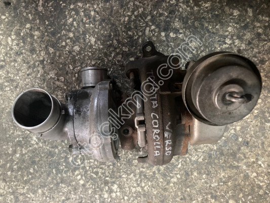 1701-0R020 Toyota Corolla Verso, Avensis 2.2 Turbo Çıkma