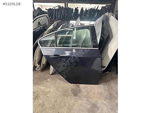 Opel ınsigna Sağ arka kapı