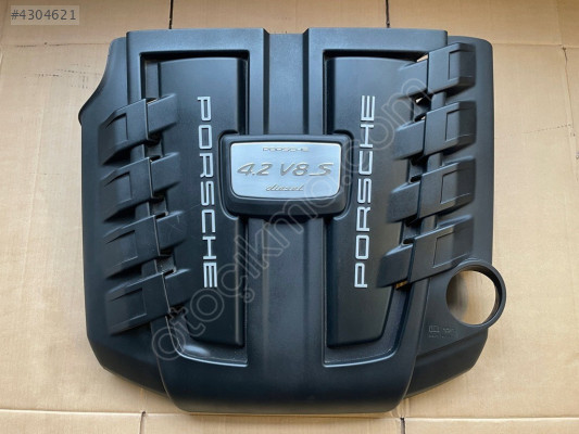 Porsche Cayenne 4.2 dizel Üst Motor pilastik 7p5103925