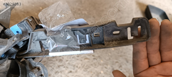 Fiat Punto Evo tampon braketi