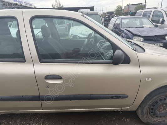 RENAULT CLİO SAĞ ÖN KAPI