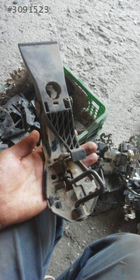 4G0823480 Audi A6 C7 motor kaput açma dili