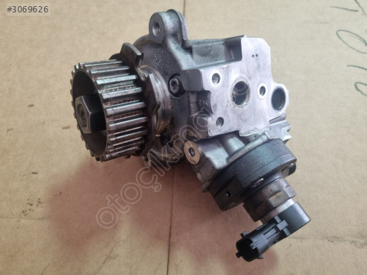 FOCUS MAZOT POMPASI 1.5 TDCI FORD 0445010781 9818034380