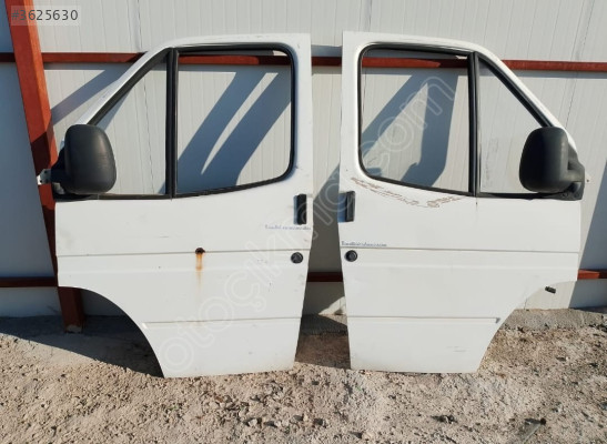 Ford Transit Sağ, Sol Ön kapıları çıkma