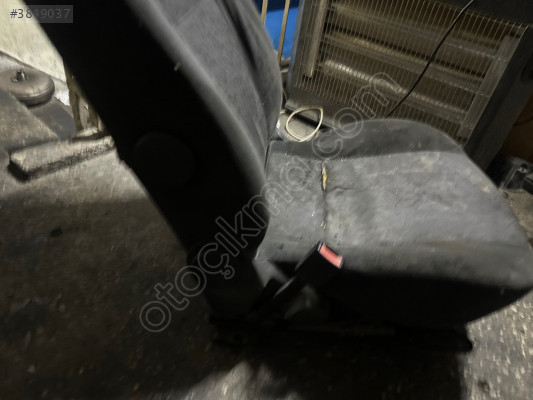 Ford Focus 1999-2004 Arası Sağ Sol Emniyet Kemer Tokaları