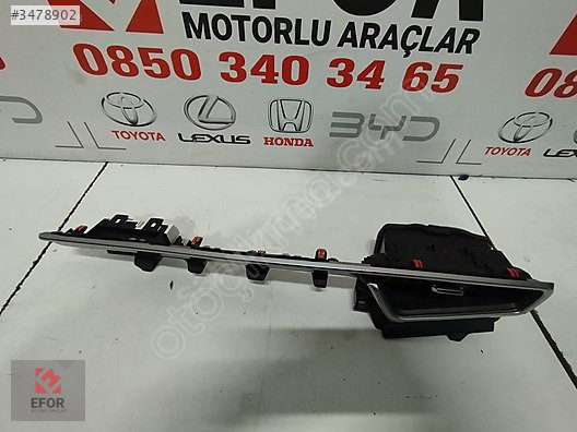 TOYOTA COROLLA SAĞ YAN HAVALANDIRMA ORJİNAL SÖKME YEDEK PARÇA
