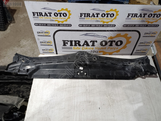 51767461970 BMW G20 ÖN ÜST BAKALİTİ