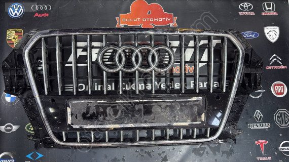 2012-2015 Audi Q3 Ön Panjur - Orijinal Çıkma Parça 8u0853651