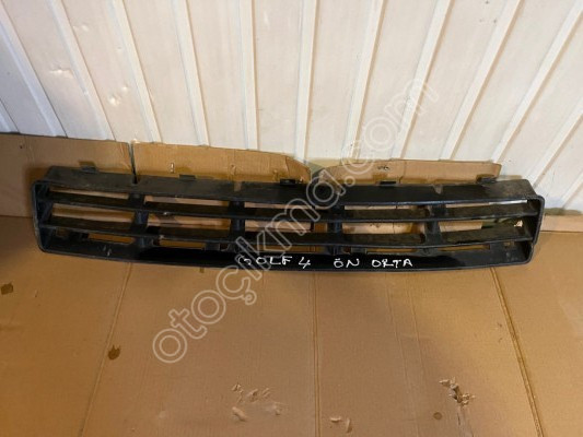 VOLKSWAGEN GOLF 4 ÖN TAMPON ORTA IZGARASI