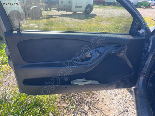 Fiat bravo sol kapı döşemesi