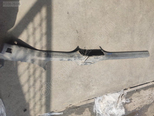 Seat Leon iç uzun plastiği