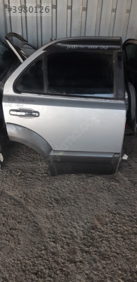 KİA SORENTO SAĞ ARKAA KAPI ÇIKMA ORJJINAL