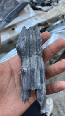 5E3823714 skoda octavia 2021 sağ çamurluk iç kapağı süngeri