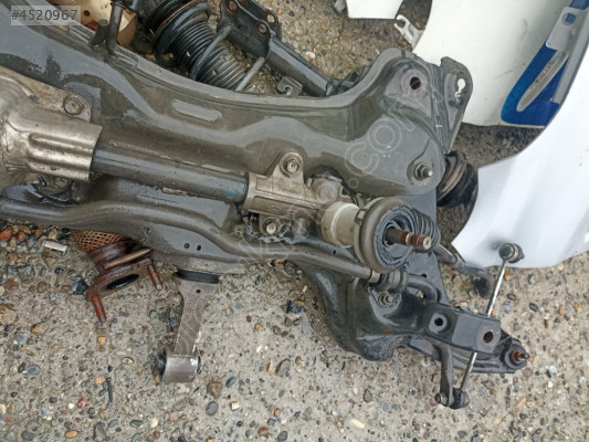 Hyundai Accent Blue Direksiyon Kutusu