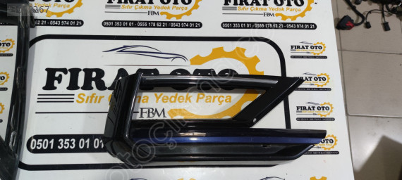 ÇIKMA-SIFIR VW TİGUAN SİS FAR ÇERÇEVESİ 5NA853666E