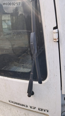 OPEL COMBO C SAĞ ARKA SİLECEK KOL.OTO ERKAN ÜNYE
