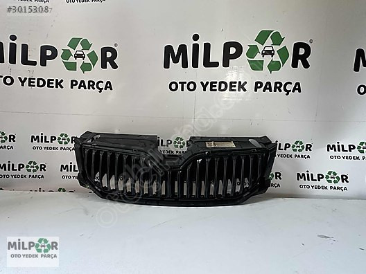 2013-2017 SKODA OCTAVİA ÖN PANJUR NİKELAJLI 5E0853653-5E0853761