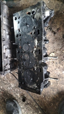 2968f2 Renault Clio 1.5 silindir kapağı dizel