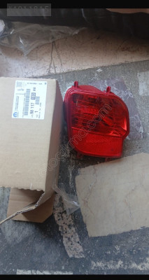 Peugeot 3008 Arka Sis Lambası Orijinal PSA 9811718380