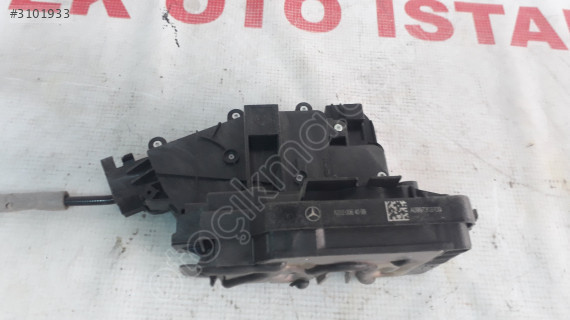 Mercedes C 205 KAPI KİLİDİ SAĞ ARKA A2220014099