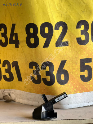 Mercedes W205 far bağlantı ayağı A2056203401