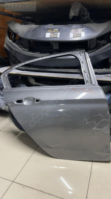 FİAT EGEA SAĞ ARKA KAPI TEMİZ ORJİNAL SÖKME BOYANACAK KAPI