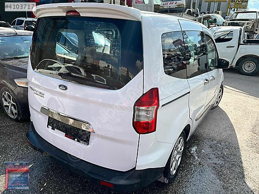 FORD COURİER BEYAZ BAGAJ KAPAĞI ÇIKMA ORİJİNAL HATASIZ