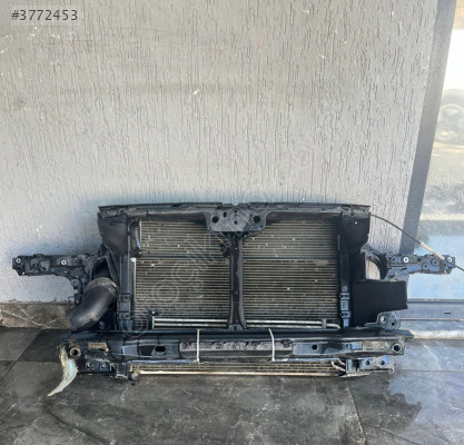 VOLKSWAGEN TOUAREG ÖN PANEL RADYATÖR HATASIZ ÇIKMA EGE OTOMOTİV