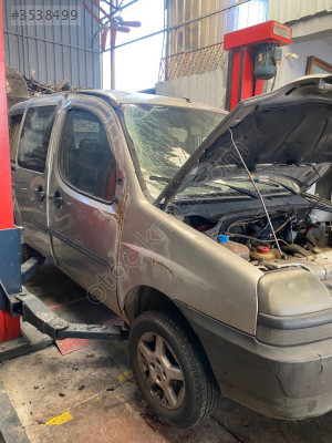 2001 FİAT DOBLO SAĞ ÖN KAPI