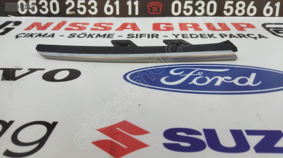 TOGG T10X SAĞ FAR ALT ÇITASI ORJİNAL ÇIKMA YEDEK PARÇA