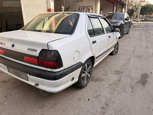 Renault r19 arka çamurluk