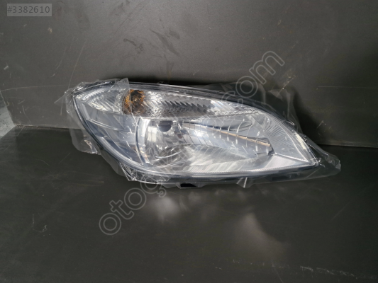 SKODA FABİA SAĞ ÖN FAR SIFIR 2011 2012 2013 2014 2015