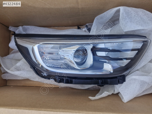 KİA STONİC SAĞ ÖN FAR ORJİNAL SIFIR 2018-2024