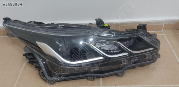 2019/2024 TOYOTA COROLLA SAĞ SOL FAR ORJINAL HATASIZ