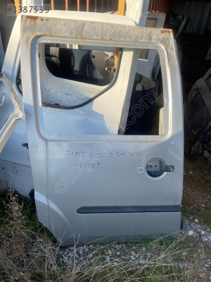 FİAT DOBLO SAĞ ARKA KAPI