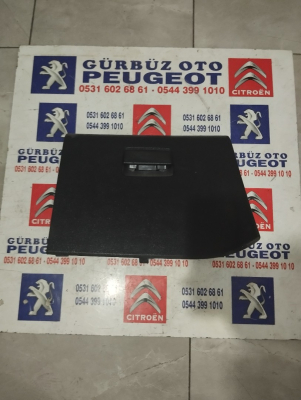 PEUGEOT 301 TORPİDO KAPAĞI