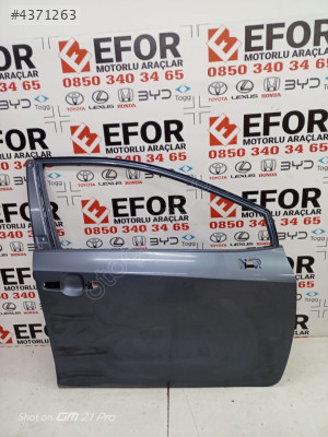 TOYOTA COROLLA SAĞ ÖN KAPI ÇIKMA ORJİNAL YEDEK PARÇA