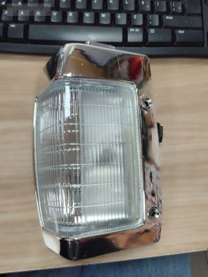 SİNYAL LAMBASI ON NIKELAJLI PICK-UP D-21 92-97 SAG